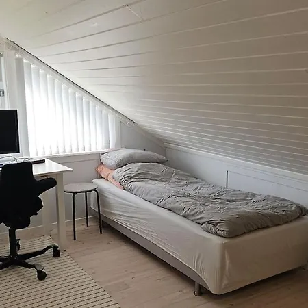Spacious House For Ons Villa *