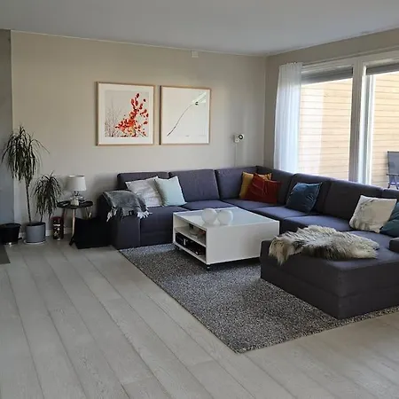 Spacious House For Ons Βίλα *