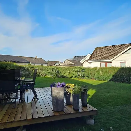 Villa Spacious House For Ons